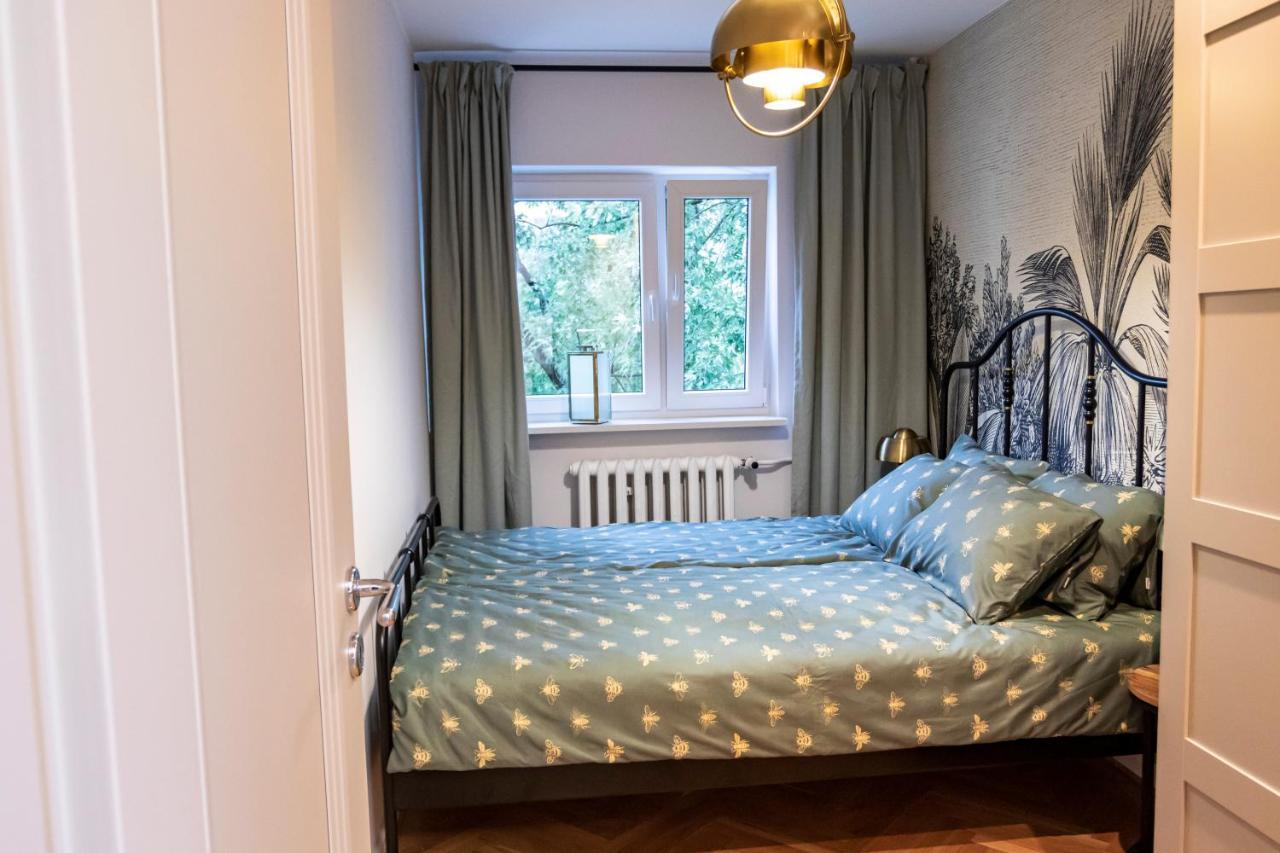 Apartament Przy Metrze Wierzbno Z Nuta Vintage Varsavia Esterno foto